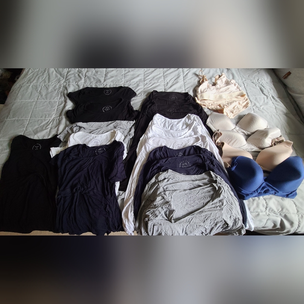 Seraphine & Kindred Bravely Nursing Shirts Size Small & Bras 32DDD